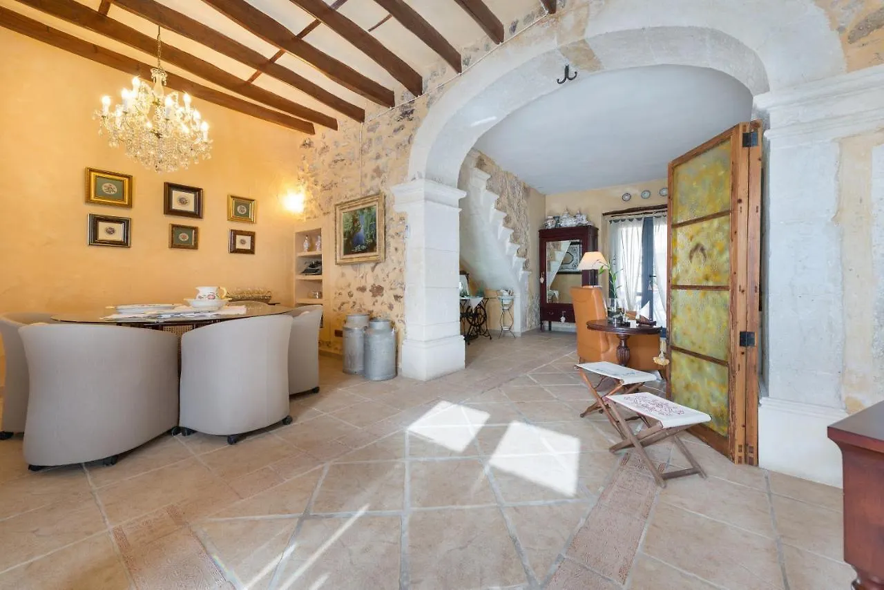 Ca Na Missa Apartment Llubi